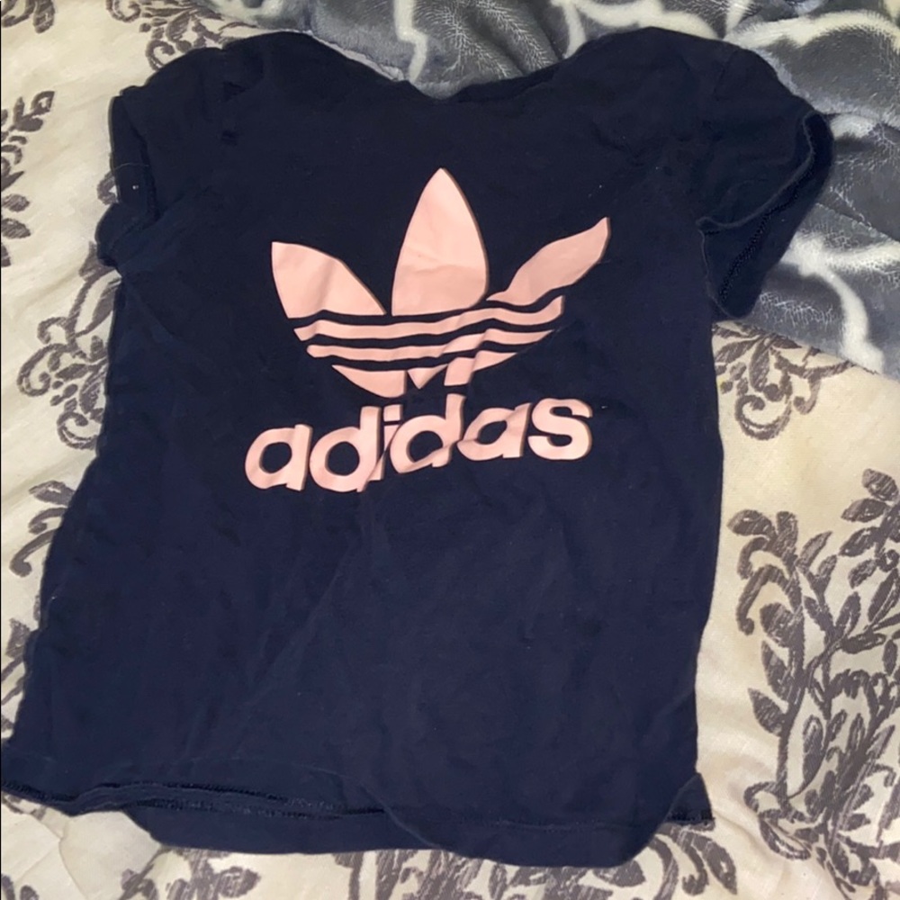 Adidas T-Shirt